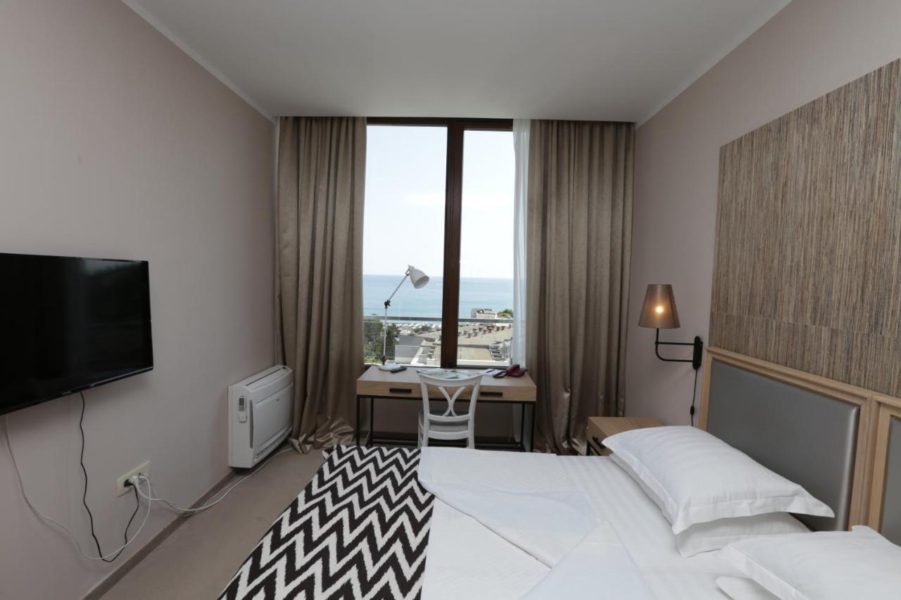 Hotel Tara Becici Budva Bagian luar foto