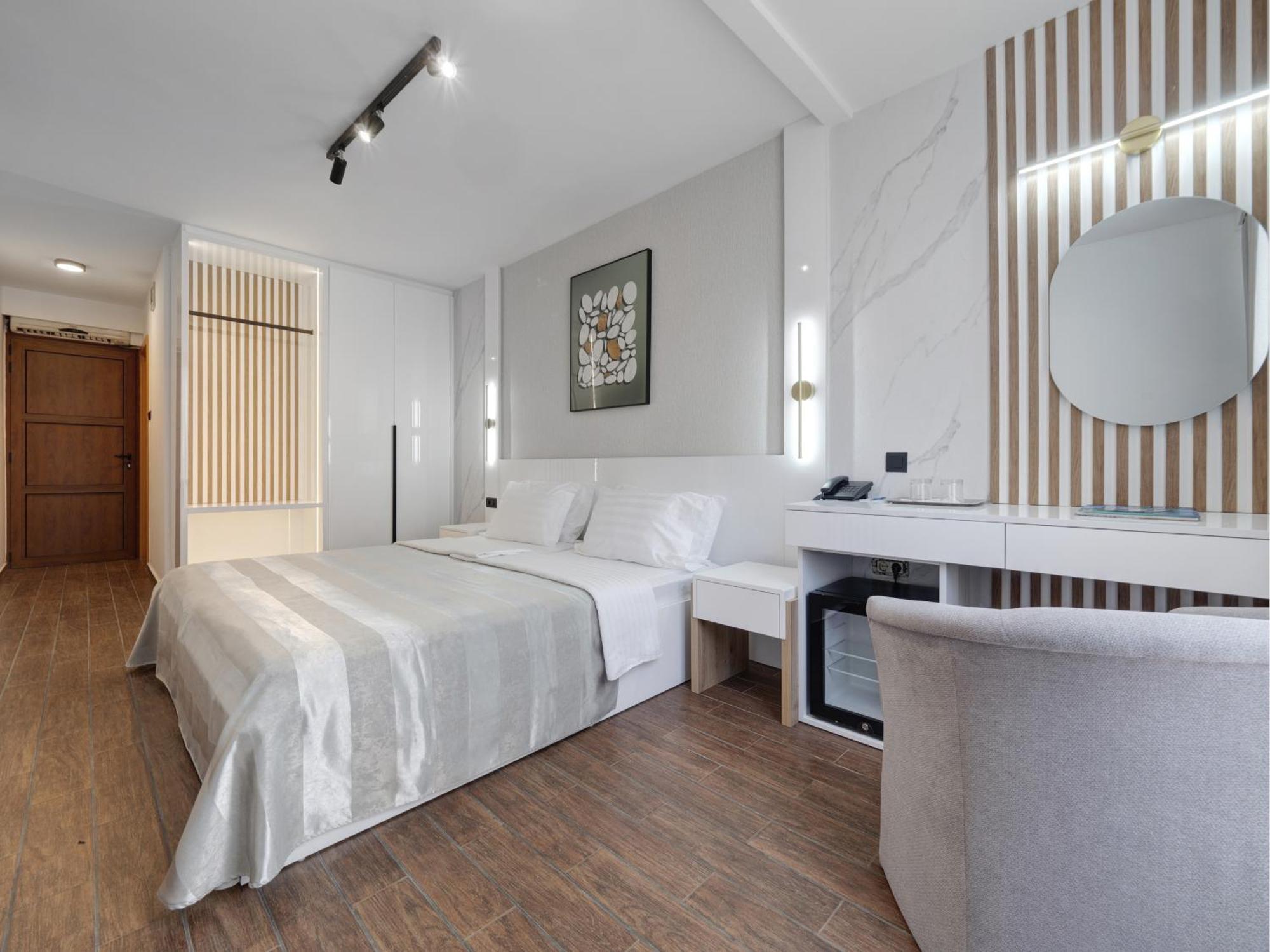 Hotel Tara Becici Budva Bagian luar foto